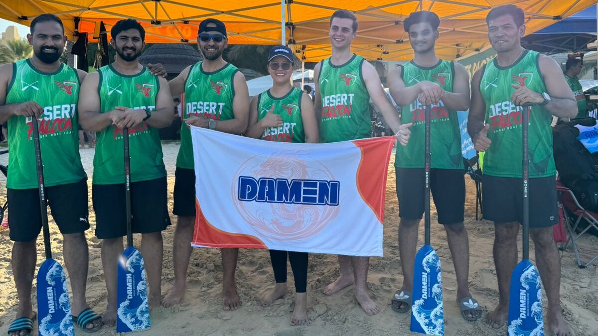 Team from Damen Services